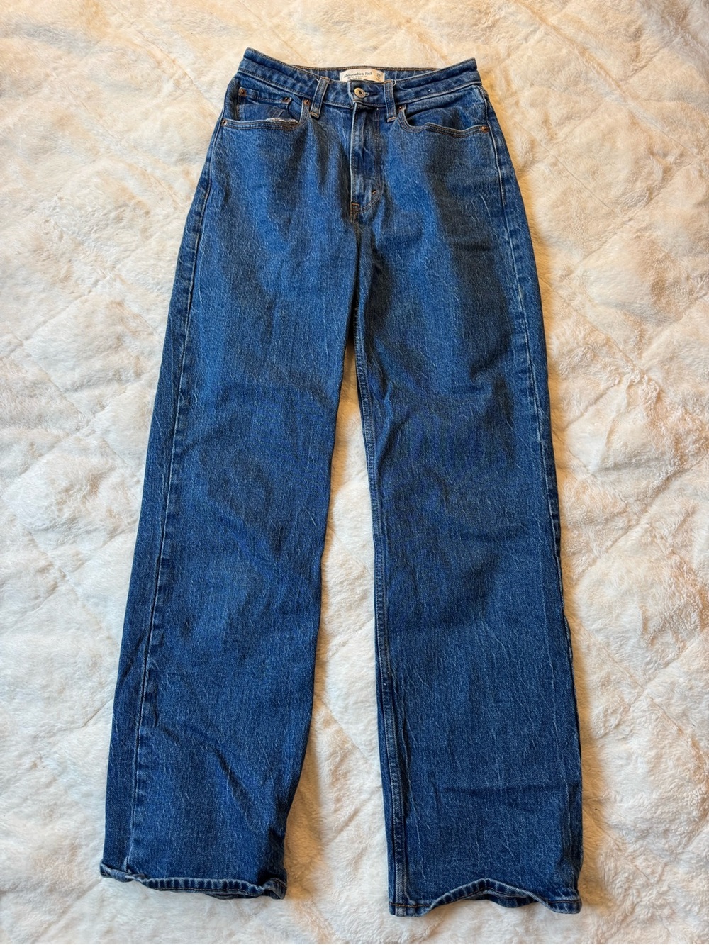 Abercrombie Classic Straight-Leg Jeans in Dark Blue